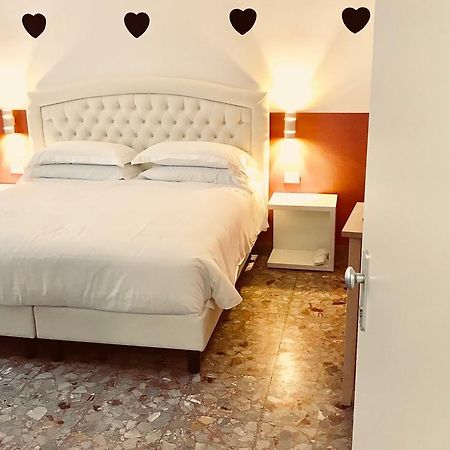 Dolce Verona Suites Экстерьер фото